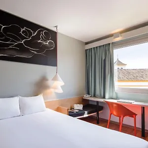  Hotel Ibis Espagne
